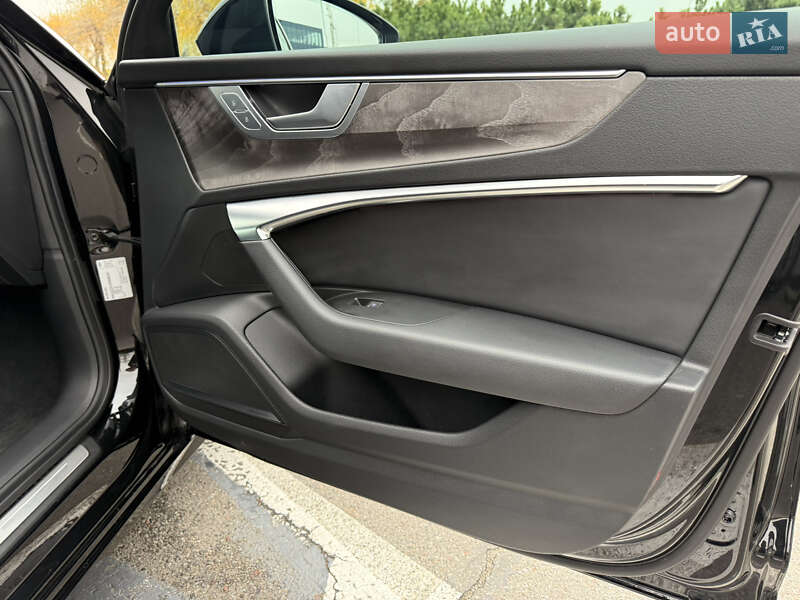 Седан Audi S6 2024 в Киеве