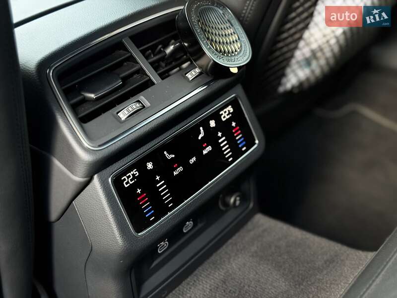 Седан Audi S6 2020 в Киеве