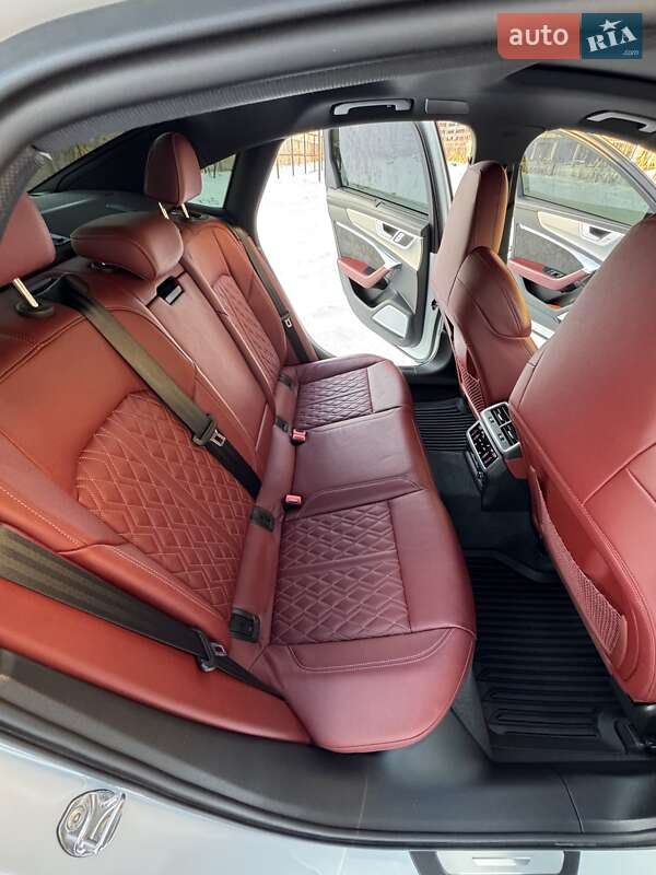 Седан Audi S6 2019 в Киеве