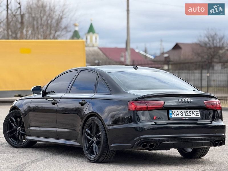 Седан Audi S6 2015 в Дніпрі
