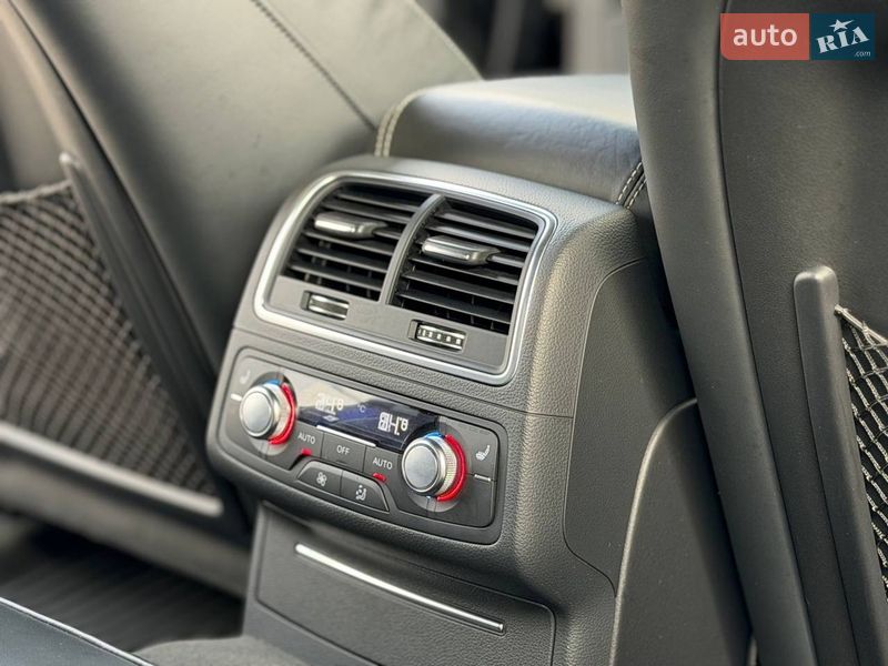 Седан Audi S6 2015 в Дніпрі