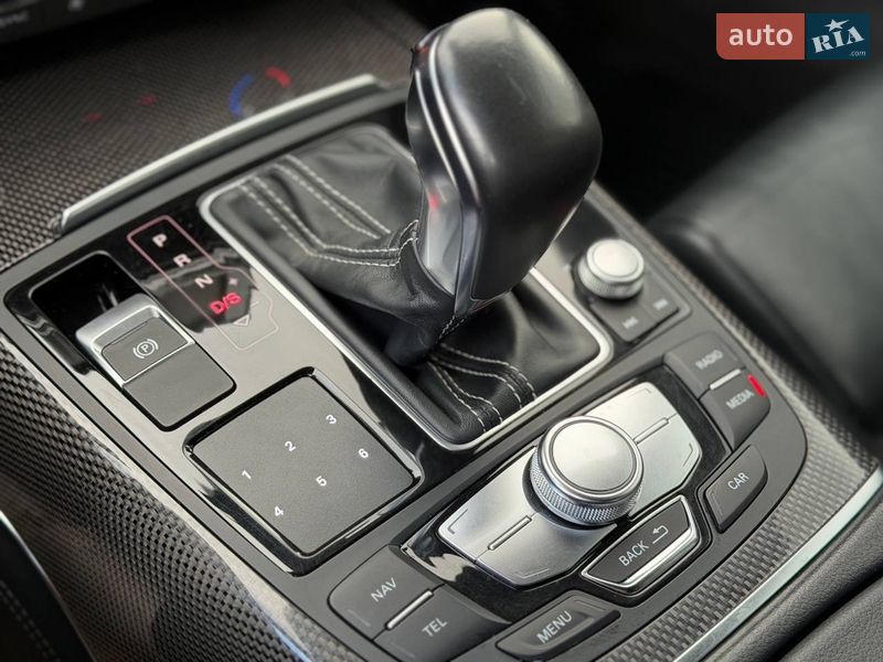 Седан Audi S6 2015 в Дніпрі