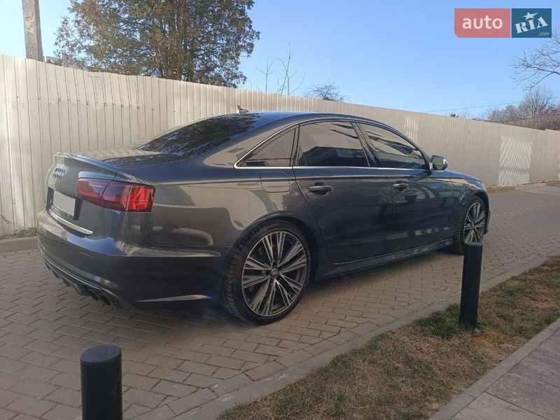 Седан Audi S6 2017 в Львове