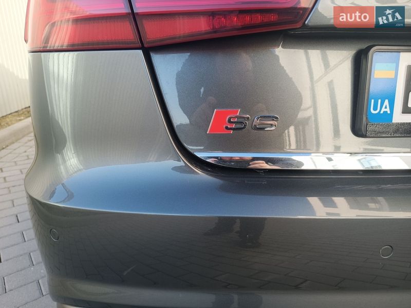 Седан Audi S6 2017 в Львове