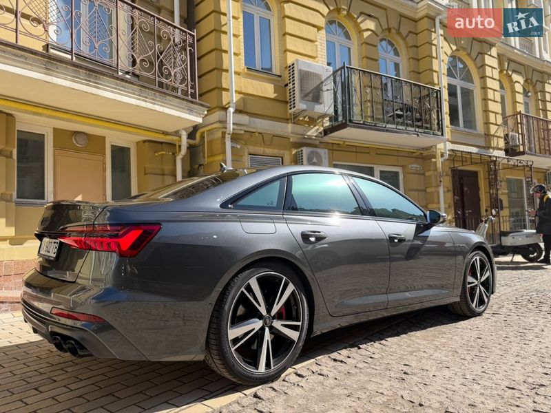 Седан Audi S6 2023 в Києві