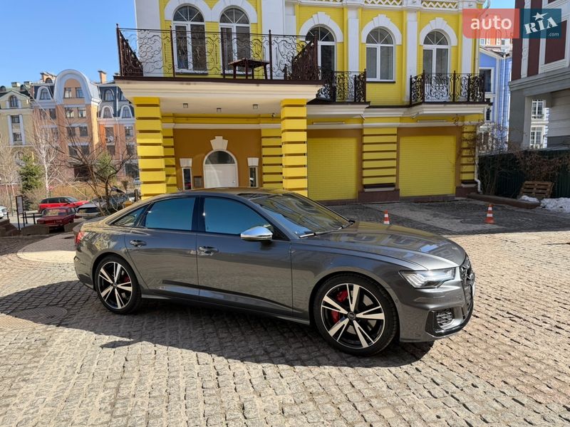 Седан Audi S6 2023 в Києві