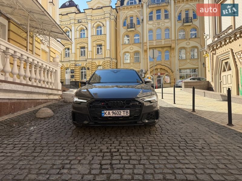 Седан Audi S6 2023 в Києві