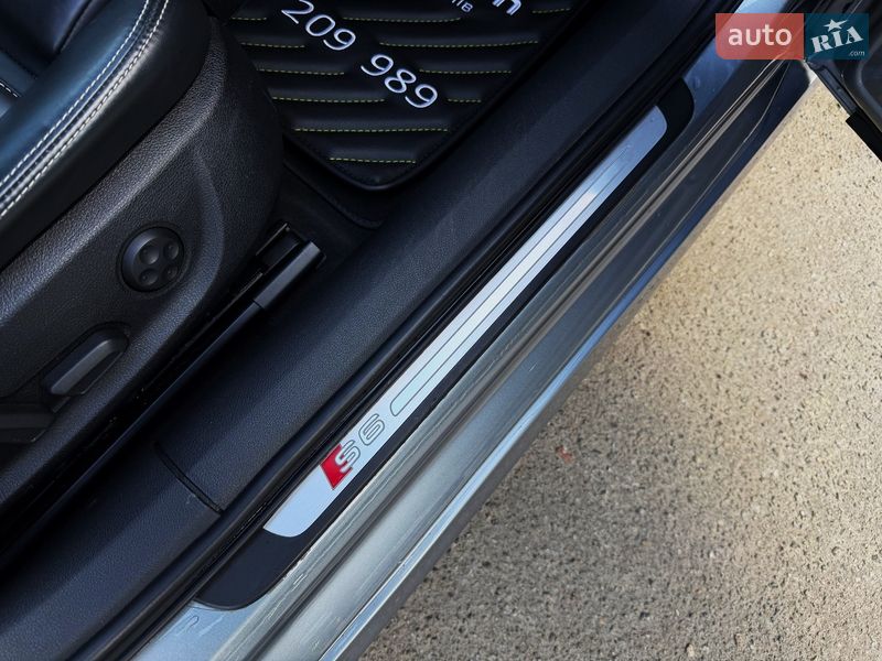 Седан Audi S6 2014 в Киеве