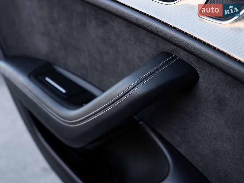Седан Audi S6 2015 в Дніпрі