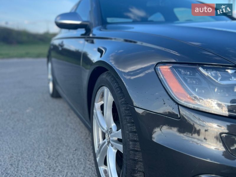 Седан Audi S6 2012 в Львові