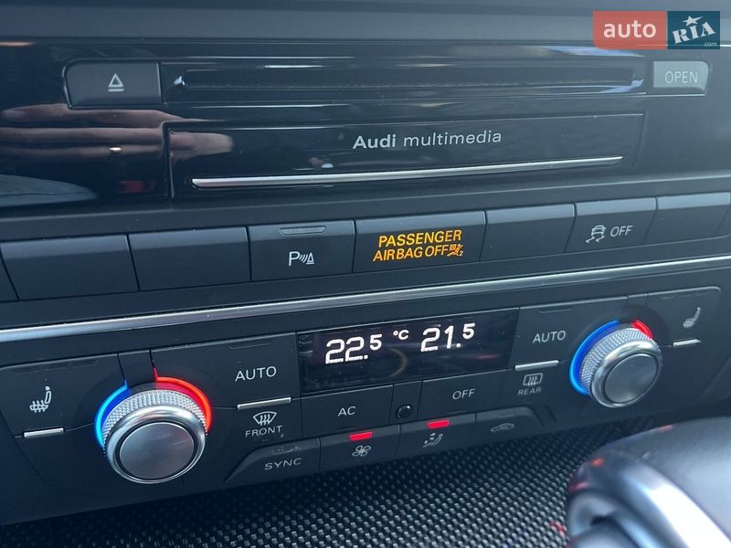 Седан Audi S6 2012 в Львові