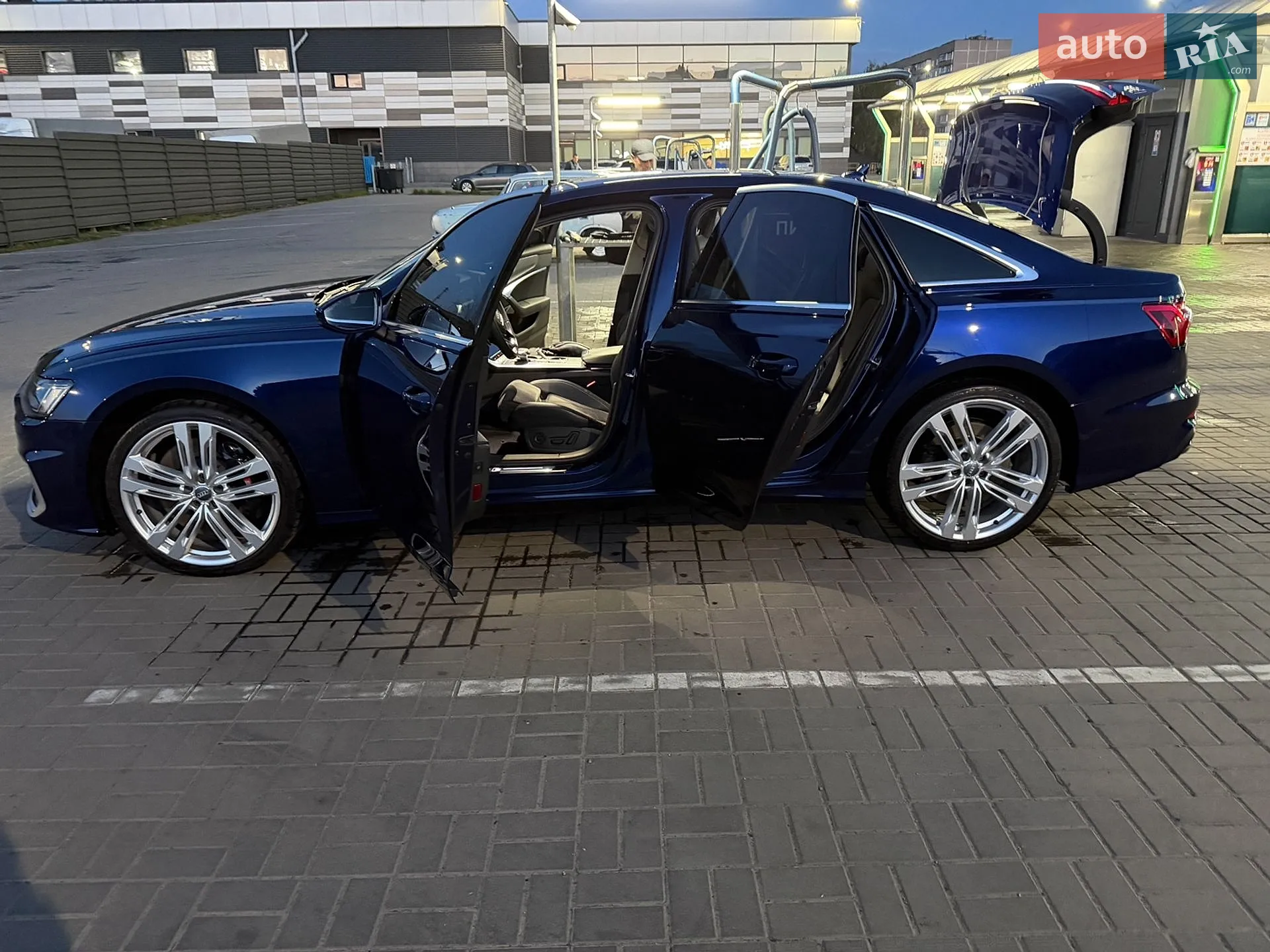 2019 Audi S6 - мініатюра 4