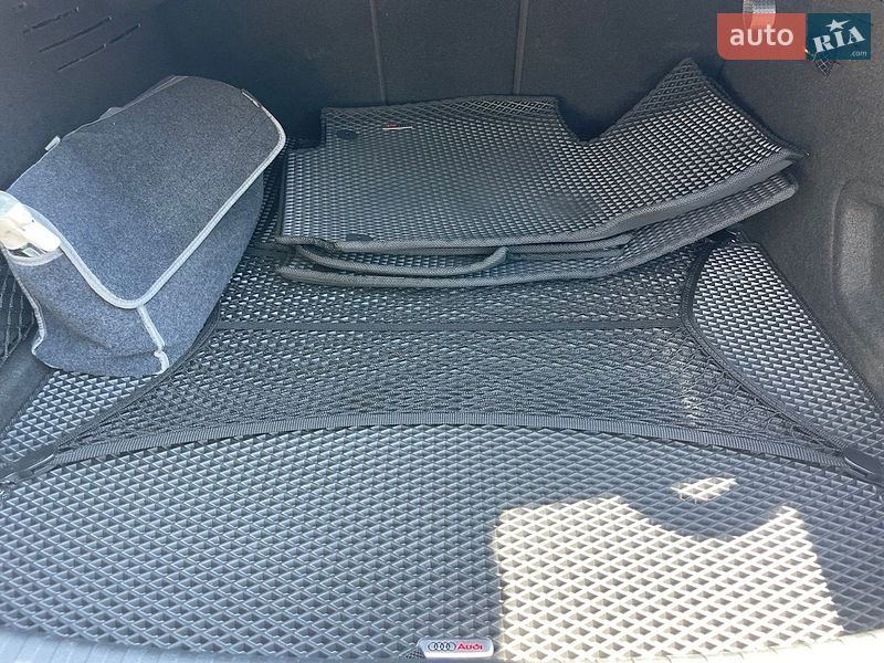 Седан Audi S6 2020 в Николаеве