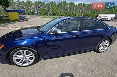 Седан Audi S6 2013 в Полтаві