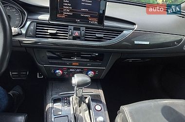 Седан Audi S6 2013 в Полтаві