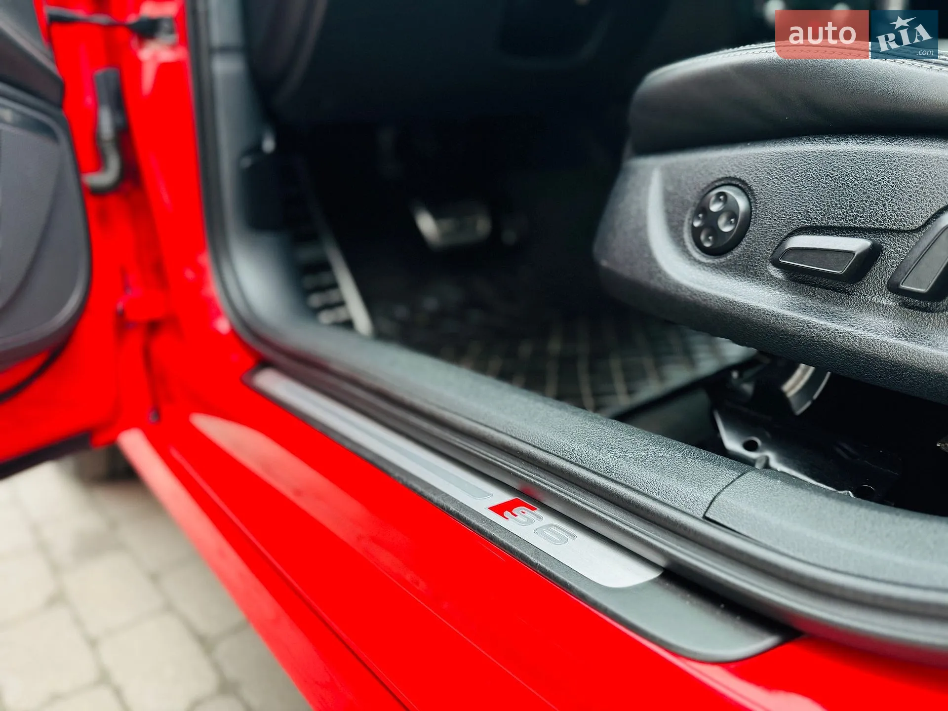 AUDI S6 2012 VIN WAUZZZ4G2DN080903 фото оголошення 20 з 21
