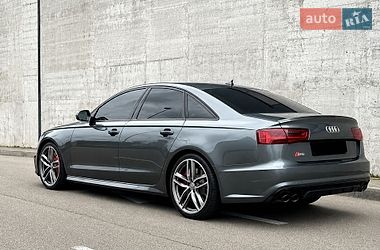 Седан Audi S6 2016 в Хусте