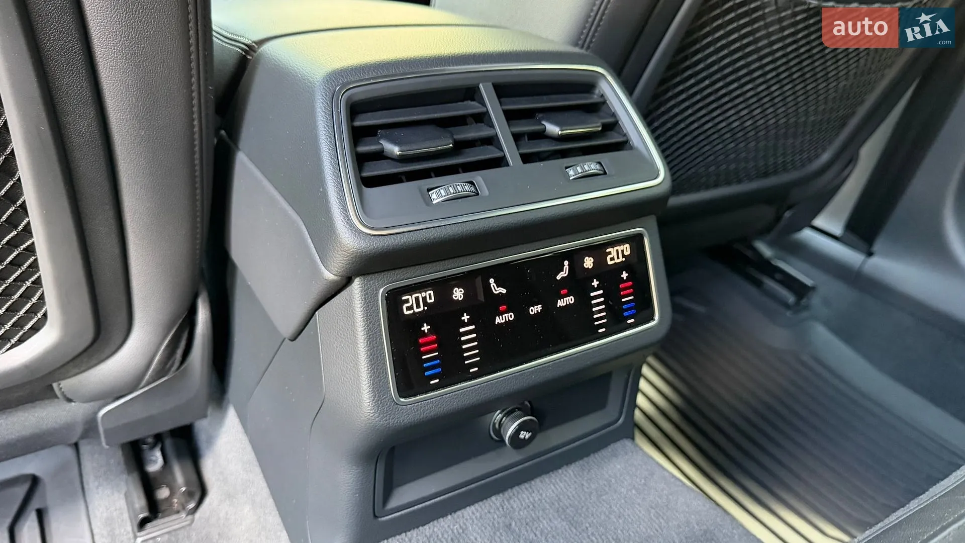 2022 Audi S6 - мініатюра 11
