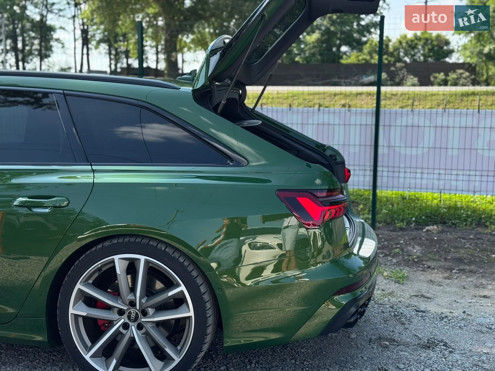 2021 Audi S6 - мініатюра 24