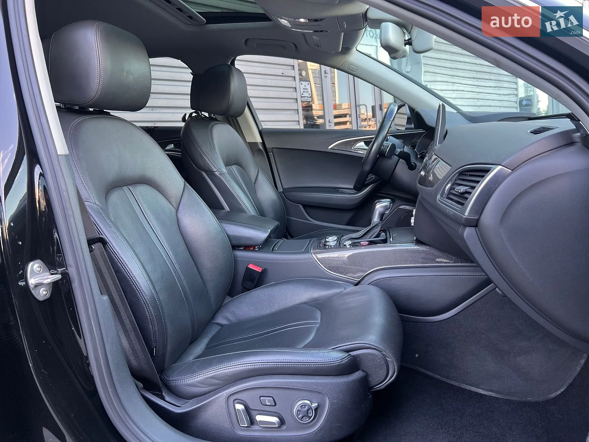 2015 Audi S6 - мініатюра 31