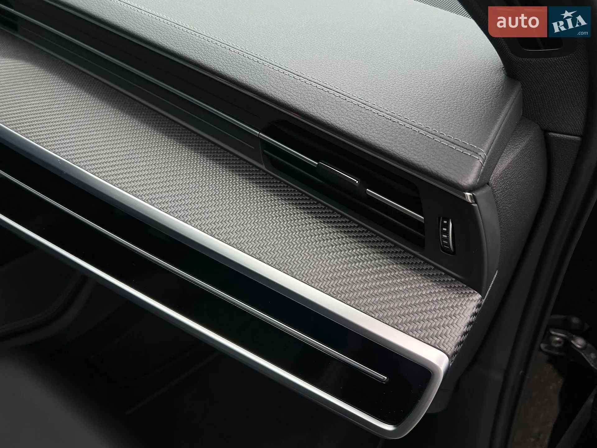 2025 Audi S6 - мініатюра 33