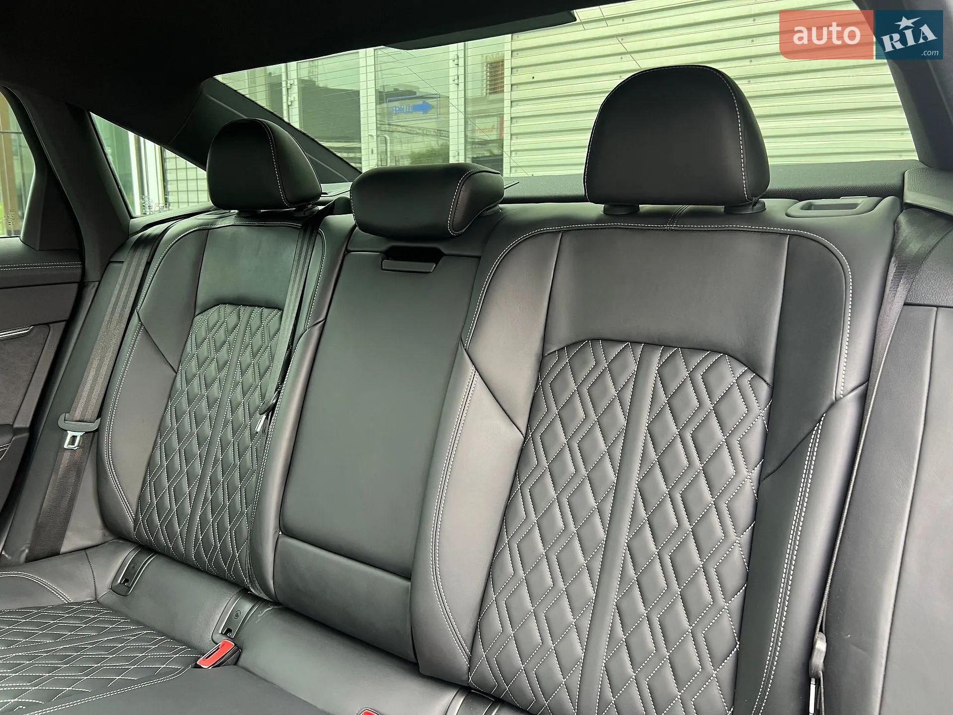 2025 Audi S6 - мініатюра 26