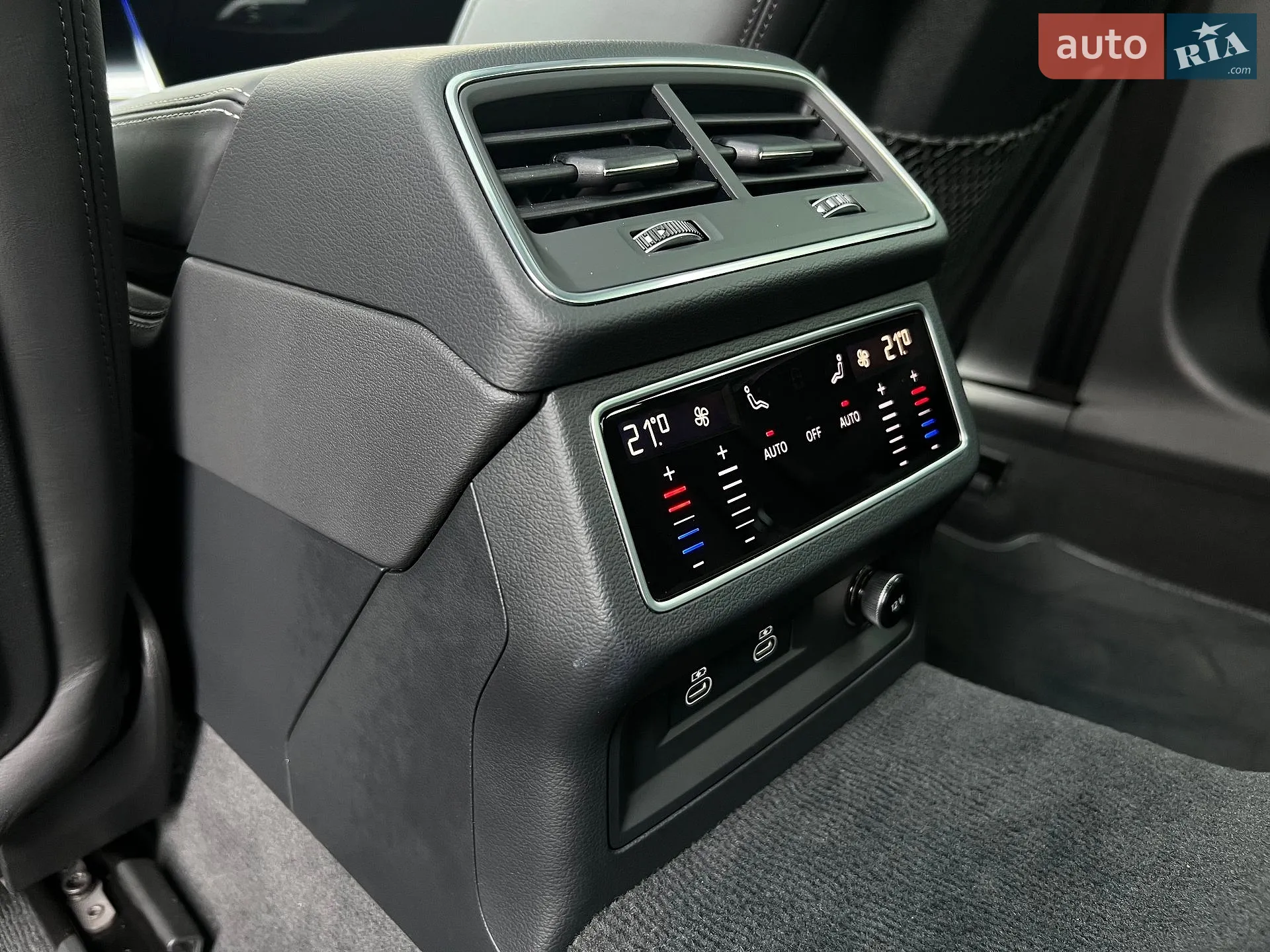 2025 Audi S6 - мініатюра 25
