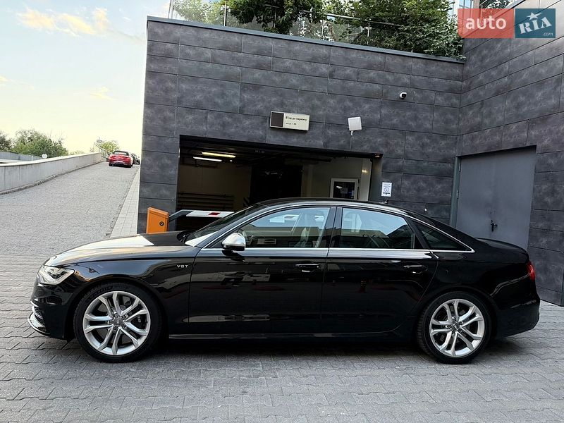 Седан Audi S6 2013 в Києві