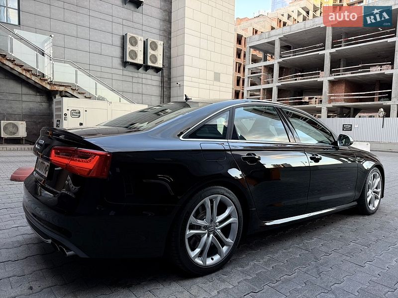 Седан Audi S6 2013 в Києві