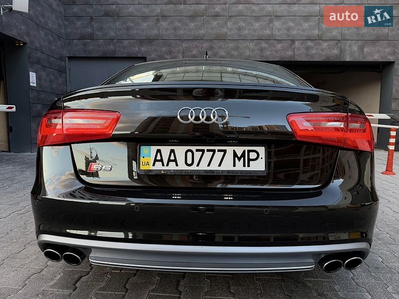 Седан Audi S6 2013 в Києві