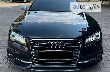 Лифтбек Audi S7 Sportback 2013 в Лубнах