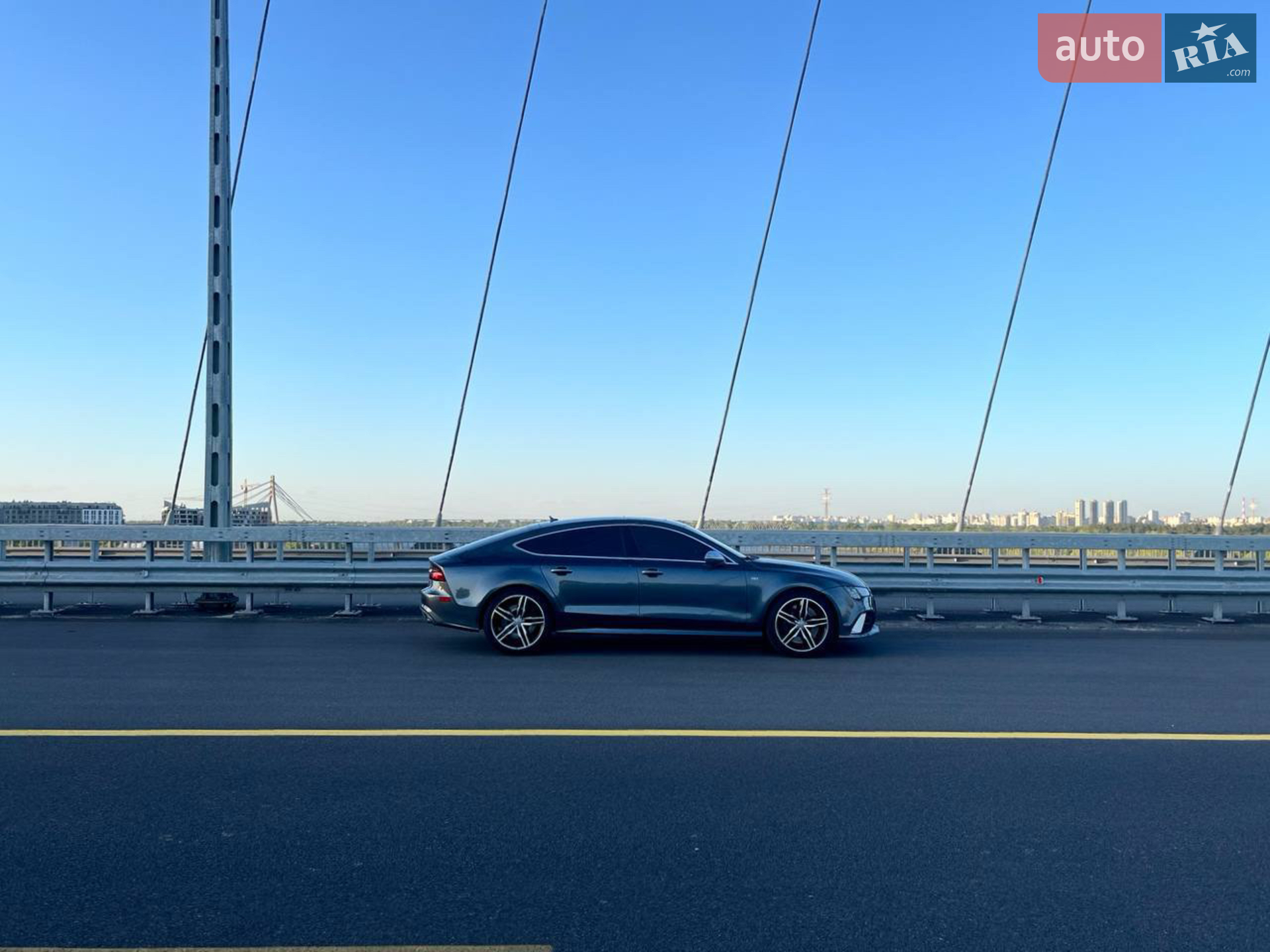 Audi S7 Sportback 2015 VIN WAUW2BFC3GN052587 фото оголошення 6 з 18