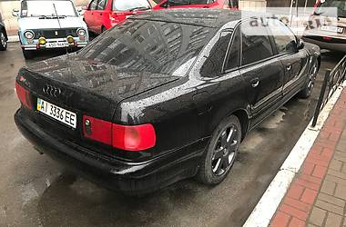 Седан Audi S8 2000 в Києві