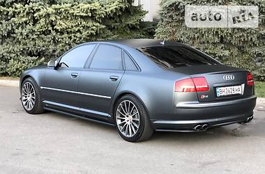 Седан Audi S8 2006 в Одессе