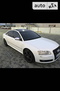 Седан Audi S8 2008 в Харькове