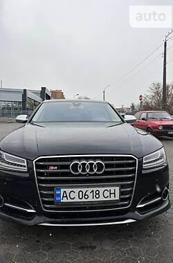 Седан Audi S8 2014 в Луцьку