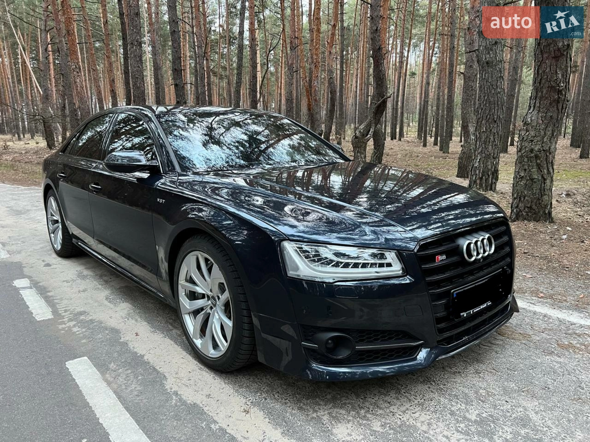 2017 Audi S8 - мініатюра 17