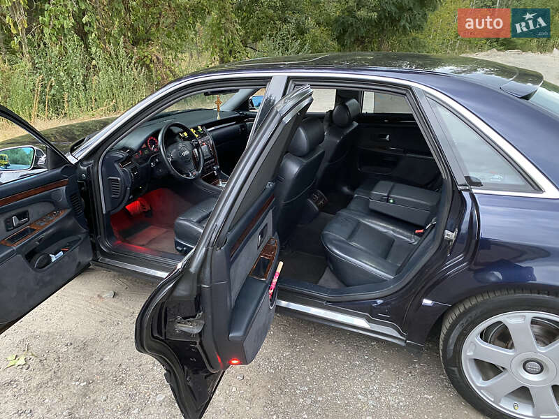 Седан Audi S8 1999 в Києві
