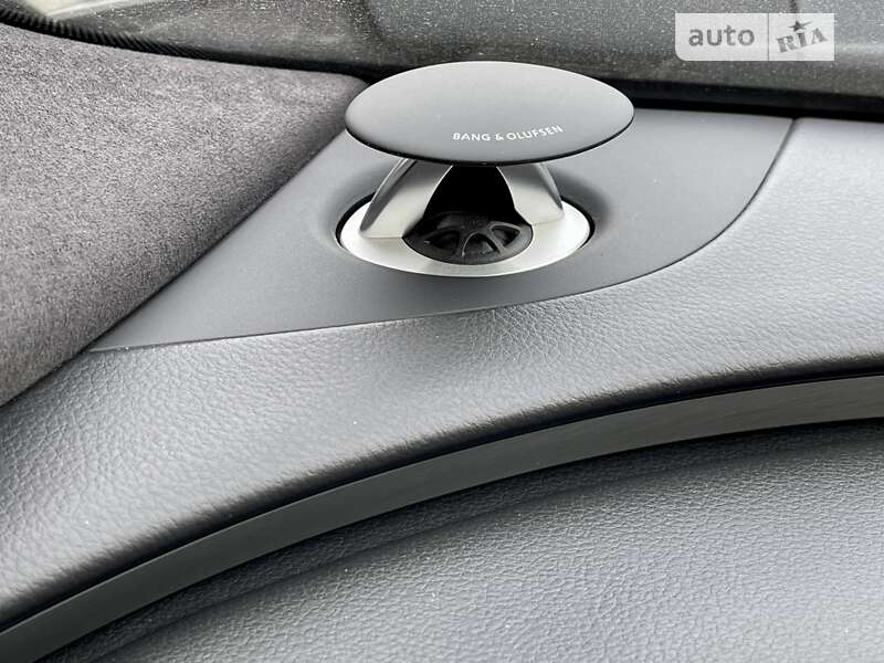 Седан Audi S8 2013 в Києві