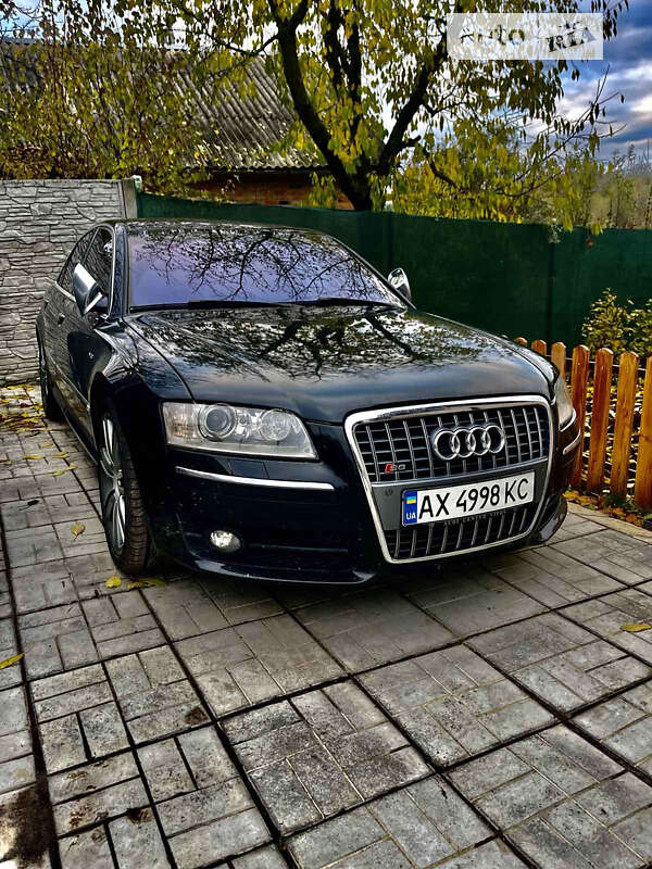 Седан Audi S8 2007 в Харкові