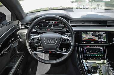 Седан Audi S8 2021 в Киеве