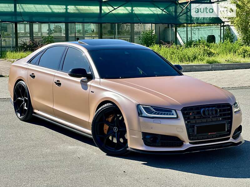 Audi S8 2015