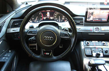 Седан Audi S8 2014 в Одессе