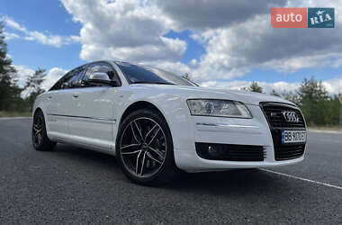 Седан Audi S8 2008 в 