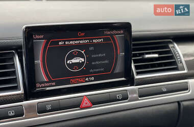 Седан Audi S8 2008 в 