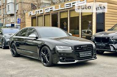 Седан Audi S8 2015 в Києві