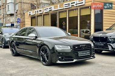 Седан Audi S8 2015 в Киеве