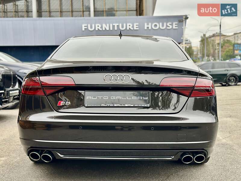 Седан Audi S8 2015 в Києві