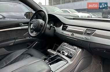 Седан Audi S8 2015 в Киеве