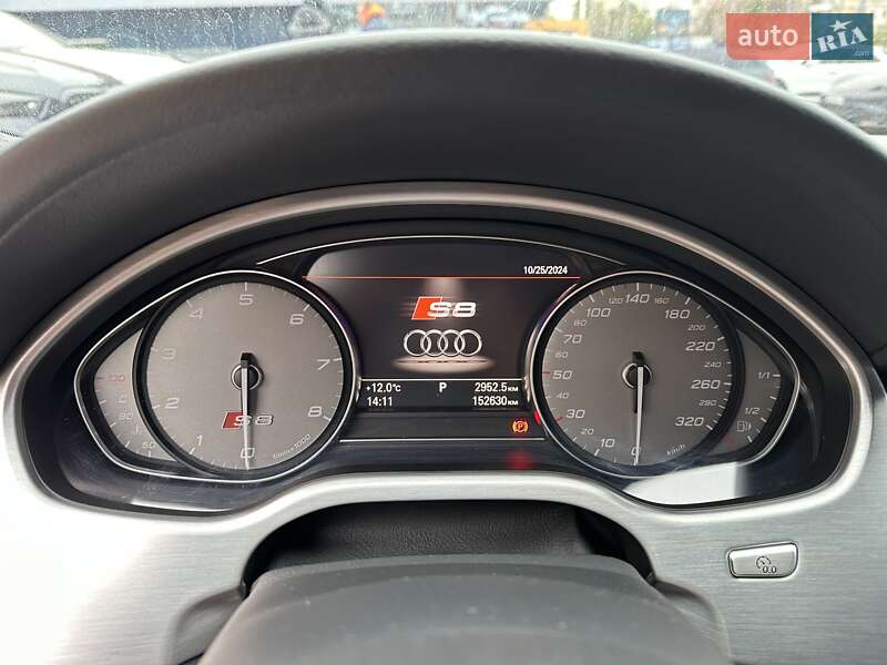 Седан Audi S8 2015 в Києві